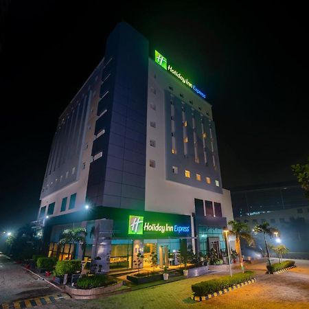 Holiday Inn Express Greater Noida Knowledge Park By Ihg ภายนอก รูปภาพ