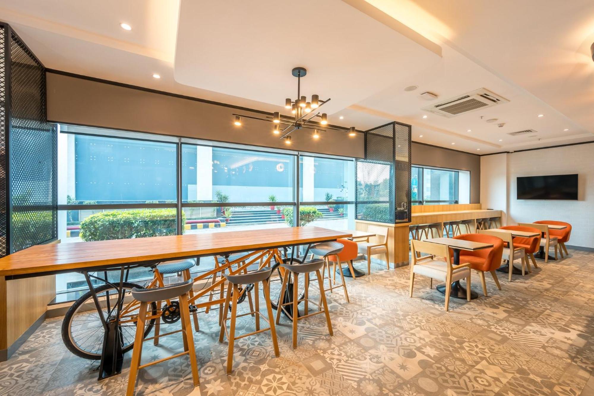 Holiday Inn Express Greater Noida Knowledge Park By Ihg ภายนอก รูปภาพ